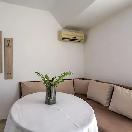 Апартаменты 1-bedroom Солнечный берег