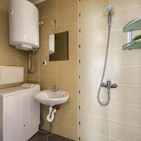1-bedroom